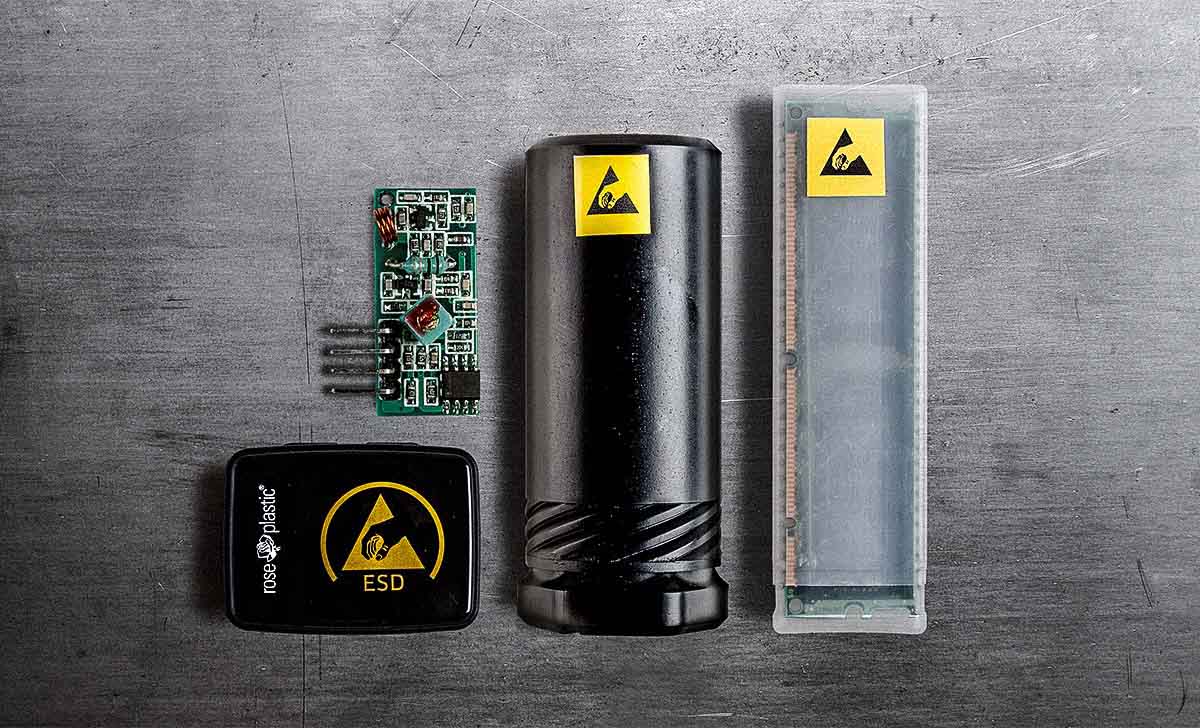 ESD protectiv packaging Our ESD protective packaging solutions protect sensitive electronic components from electrostatic discharge.