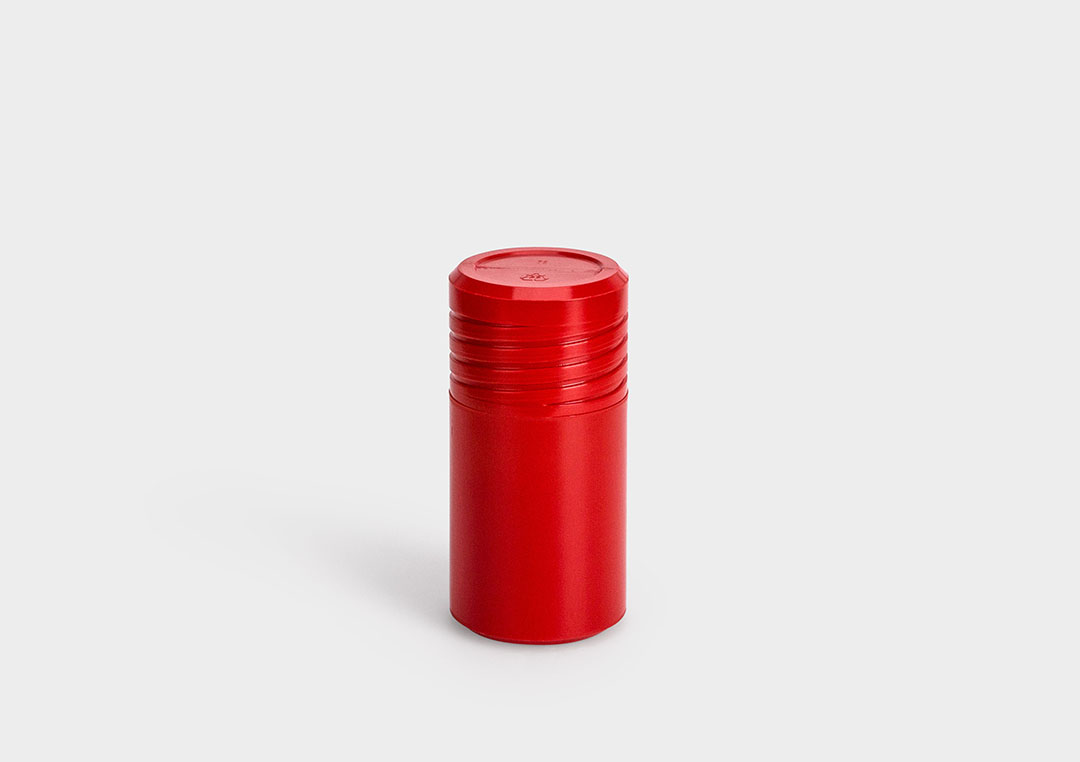 ScrewPack: tubo redondo con longitud fija y cierre a rosca.